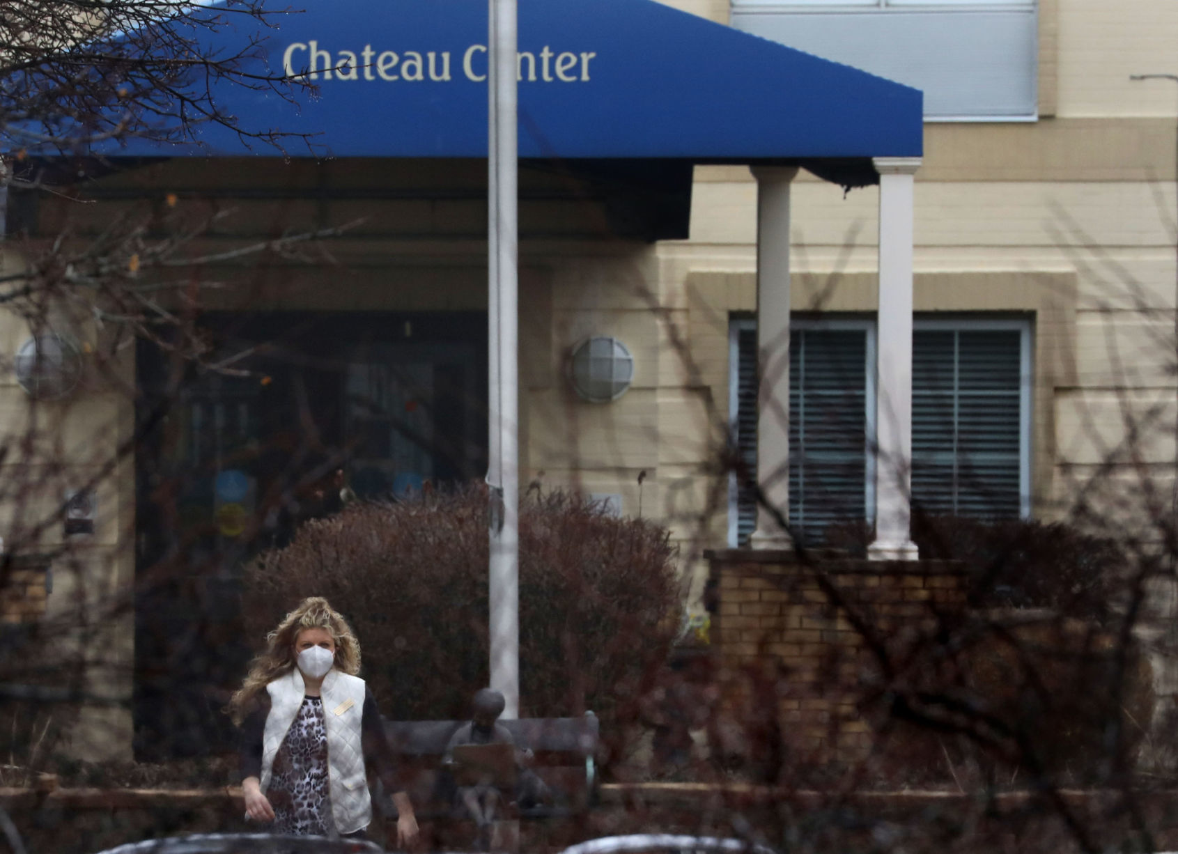 US-NEWS-ILLINOIS-NURSING-HOMES-HAVE-BEEN-5-TB.jpg